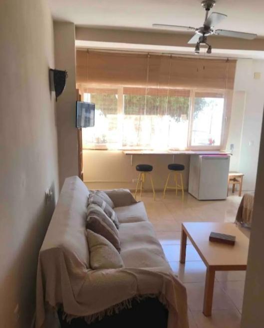 Apartamentos Real 81 Estepona Bagian luar foto