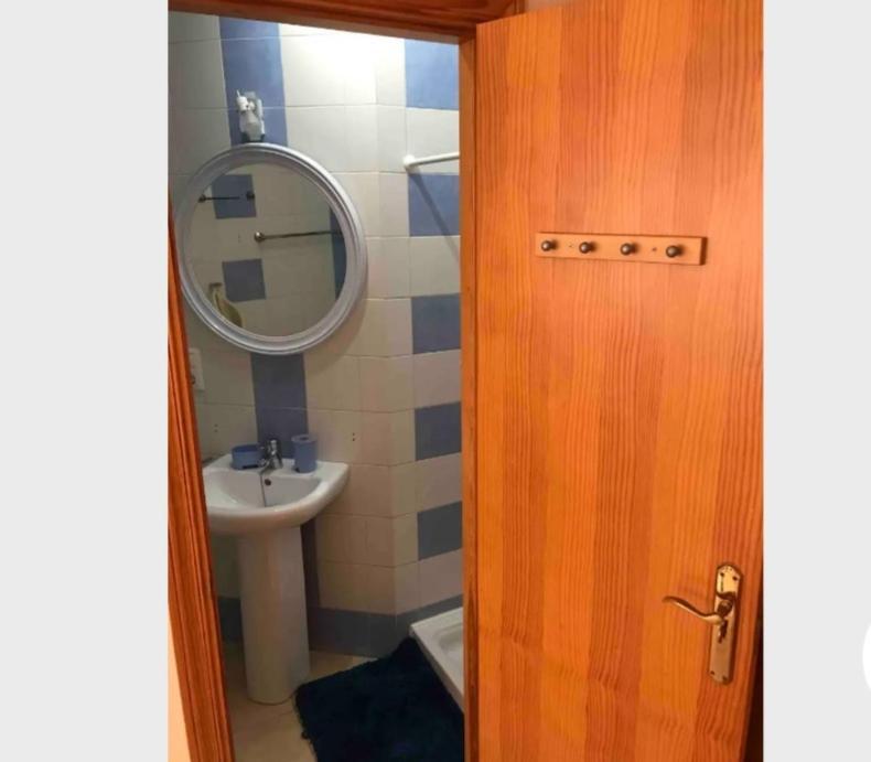Apartamentos Real 81 Estepona Bagian luar foto