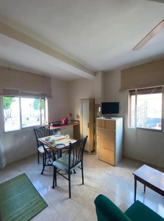 Apartamentos Real 81 Estepona Bagian luar foto